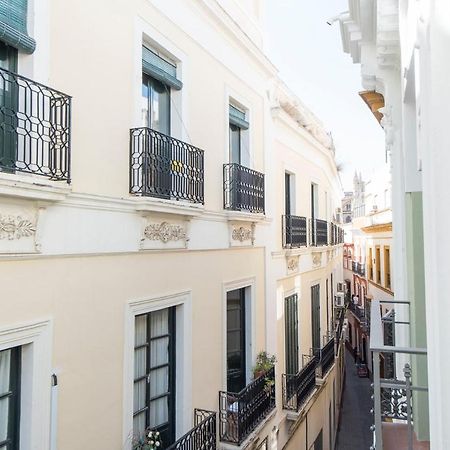 Centriko Quintero Apartment Seville Exterior photo